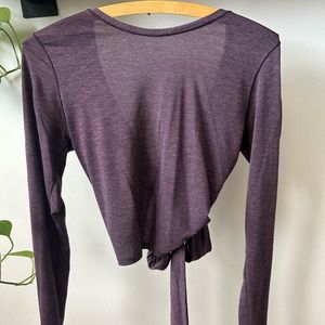 lululemon tied to it wrap too 6 Black Cherry